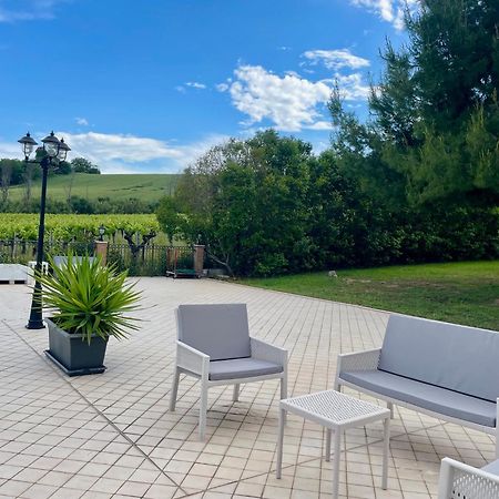 Vigneto - Italian Restaurant & B&B Villa Rosa Di Martinsicuro Eksteriør bilde